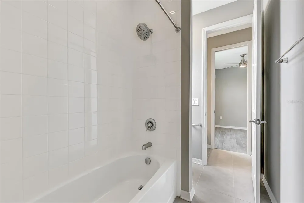 5825 MILLENNIUM SILVER COURT Sarasota, FL 34238