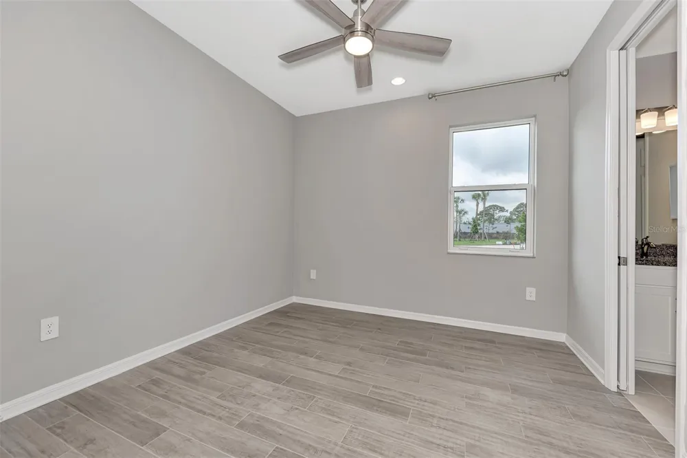 5825 MILLENNIUM SILVER COURT Sarasota, FL 34238