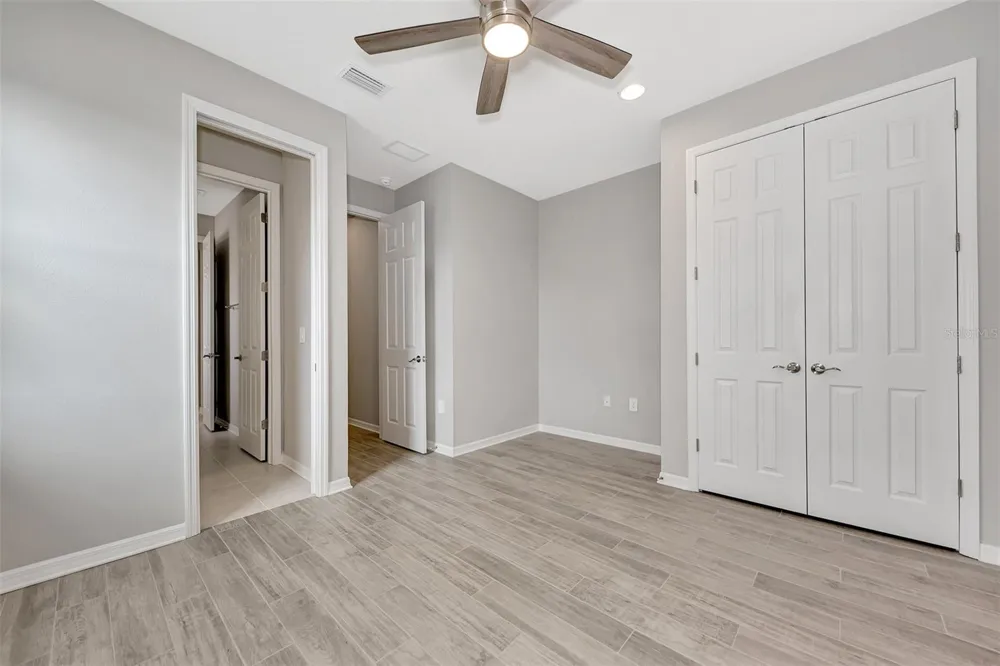 5825 MILLENNIUM SILVER COURT Sarasota, FL 34238