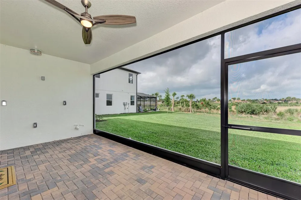 5825 MILLENNIUM SILVER COURT Sarasota, FL 34238
