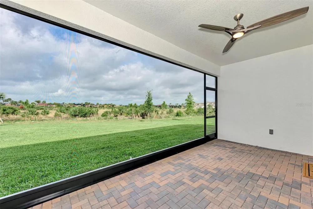 5825 MILLENNIUM SILVER COURT Sarasota, FL 34238