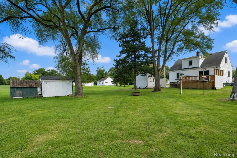3363 E Pierson Road Genesee Charter Township, MI 48506
