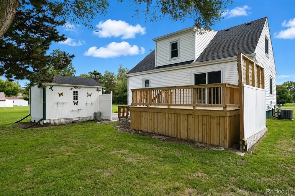 3363 E Pierson Road Genesee Charter Township, MI 48506
