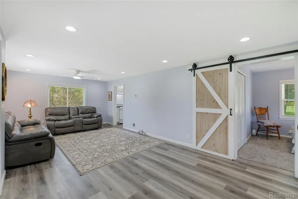 3363 E Pierson Road Genesee Charter Township, MI 48506