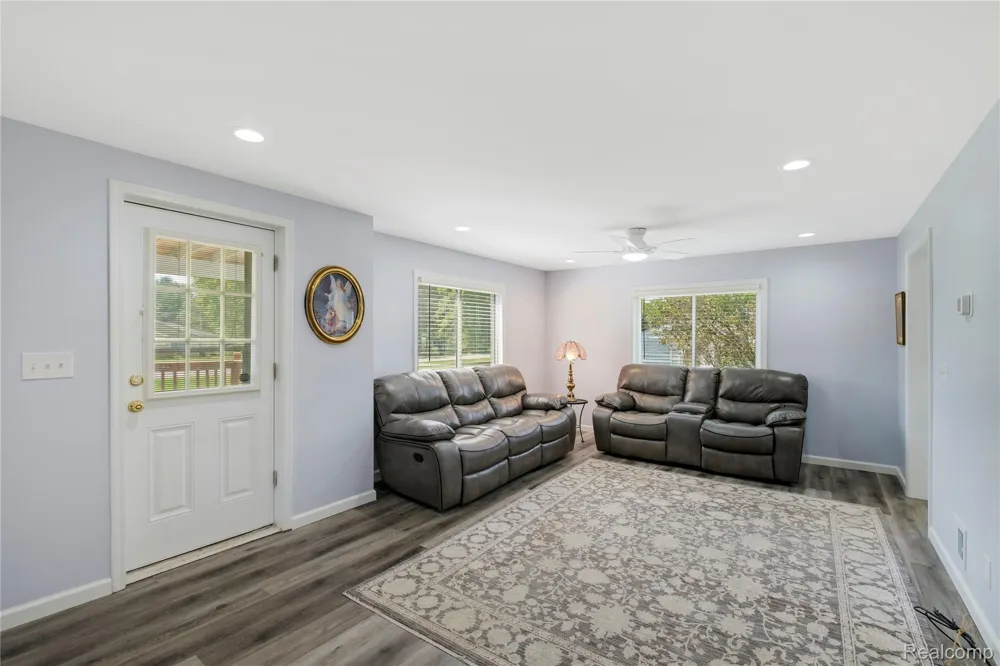 3363 E Pierson Road Genesee Charter Township, MI 48506