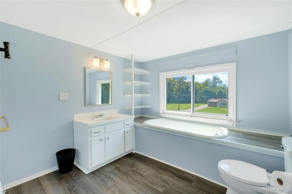 3363 E Pierson Road Genesee Charter Township, MI 48506