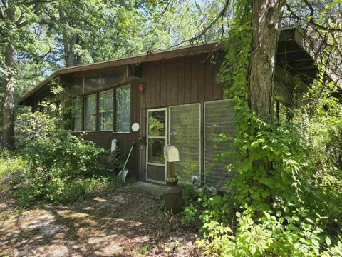 6202 Humphrey Drive
