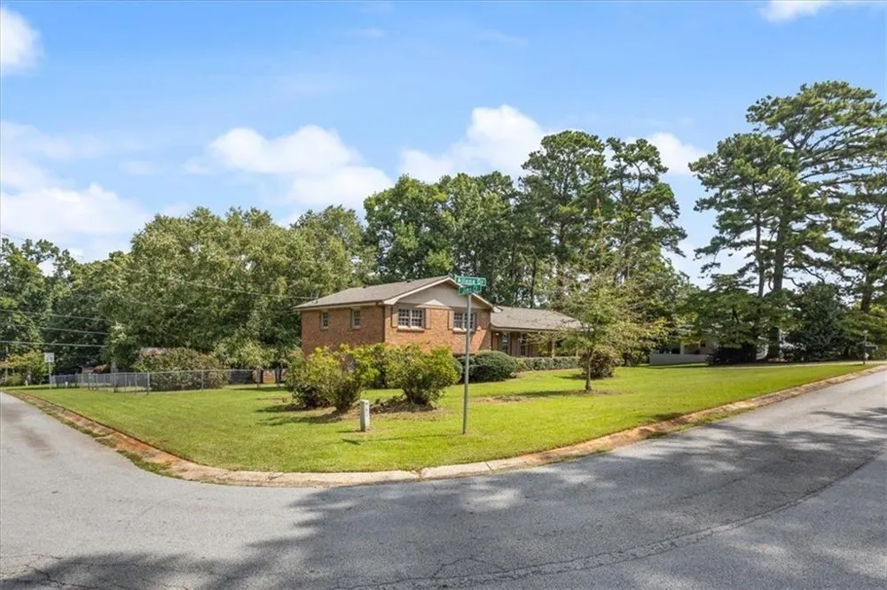 5082 Ailene Drive Douglasville, GA 30135