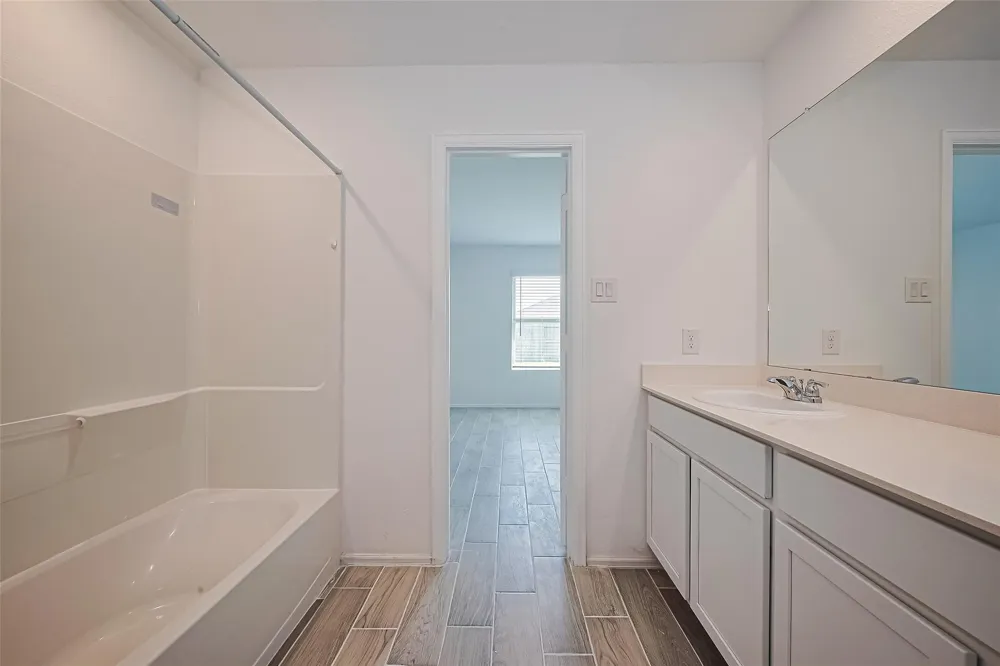 9603 Fulvetta Briar Court Baytown, TX 77521
