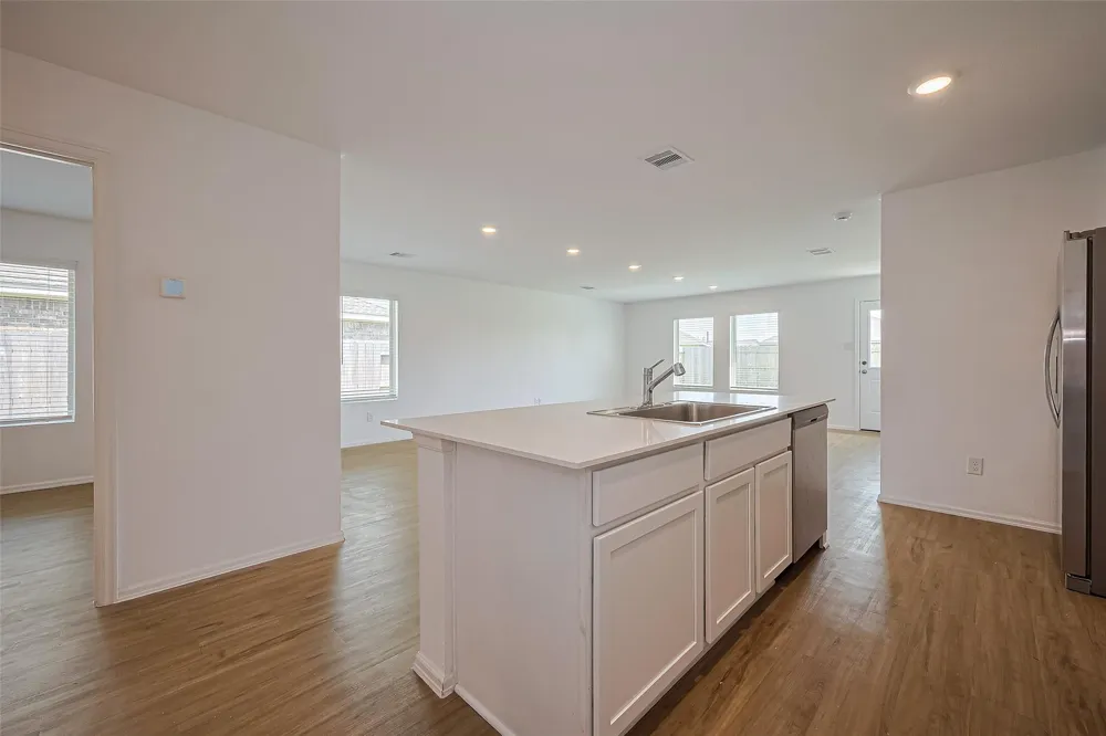 9603 Fulvetta Briar Court Baytown, TX 77521