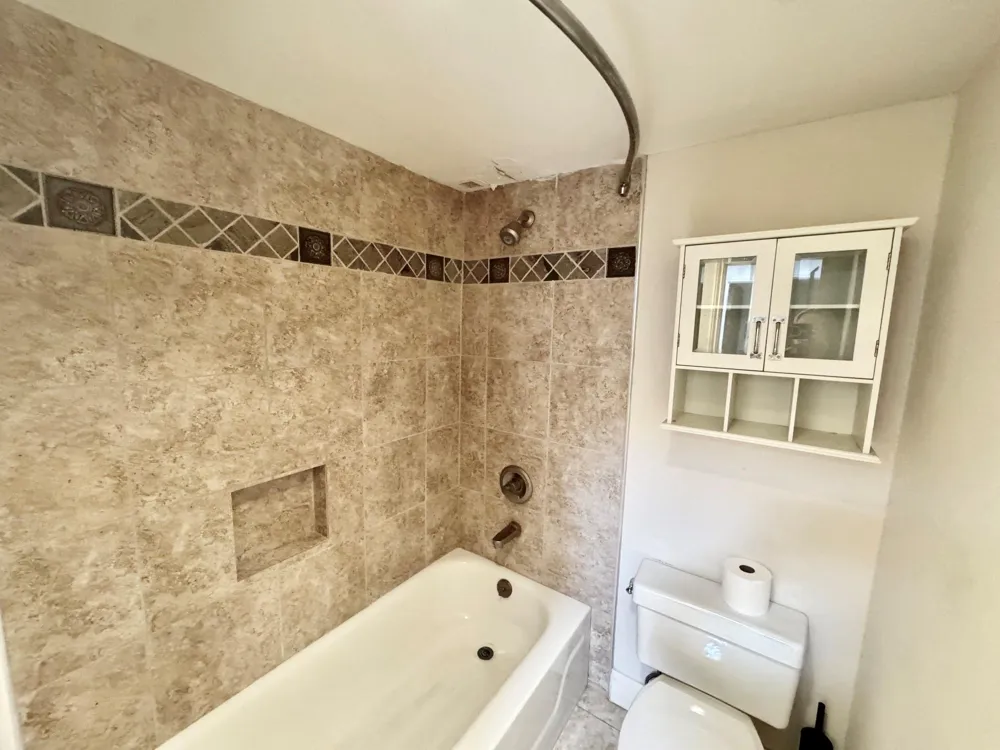3525 Sage Road #404 Houston, TX 77056