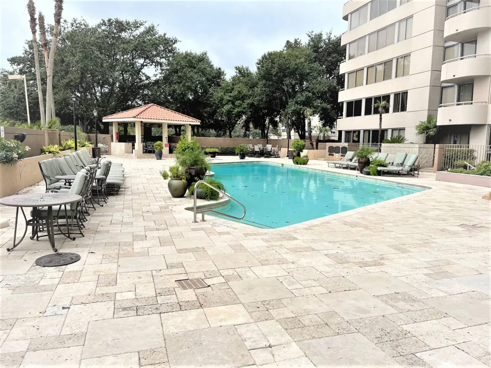 3525 Sage Road #404 Houston, TX 77056