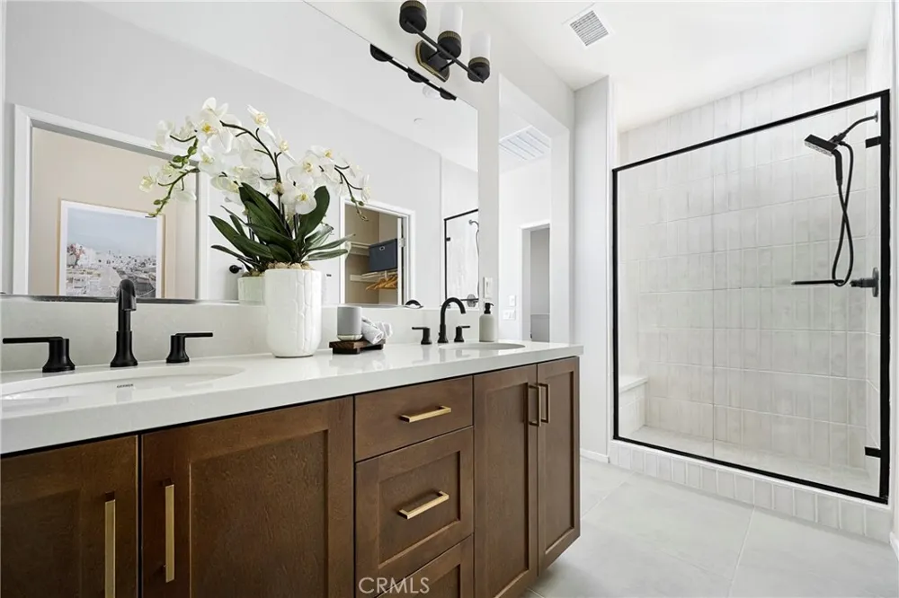 4721 South Reprise Paseo Ontario, CA 91761