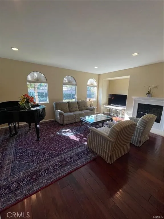 167 Great Lawn Irvine, CA 92620