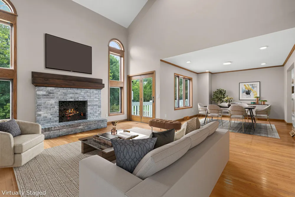 2630 Glencairin Drive NW Grand Rapids, MI 49504