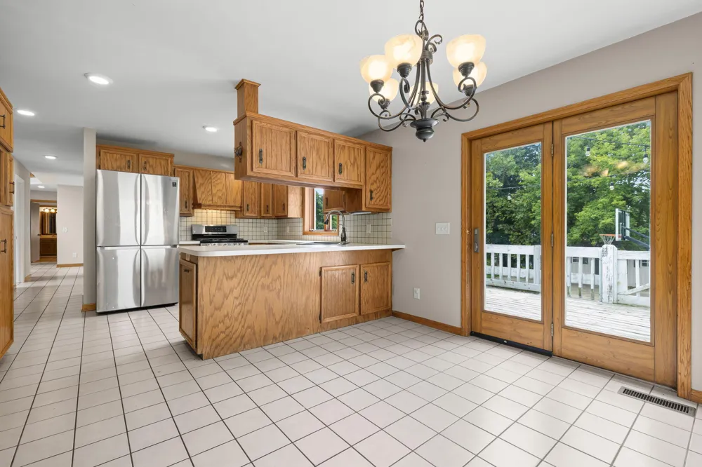 2630 Glencairin Drive NW Grand Rapids, MI 49504