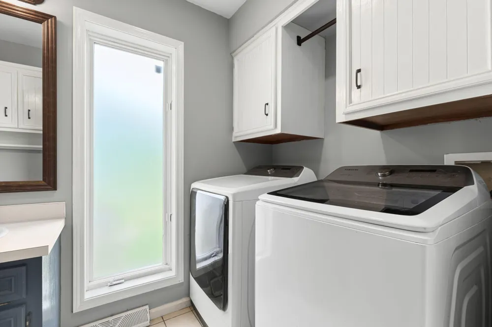 2630 Glencairin Drive NW Grand Rapids, MI 49504