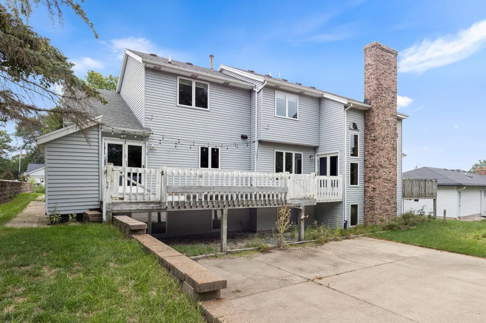2630 Glencairin Drive NW Grand Rapids, MI 49504