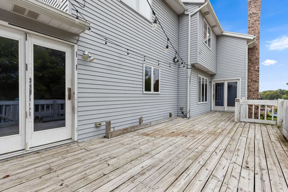 2630 Glencairin Drive NW Grand Rapids, MI 49504