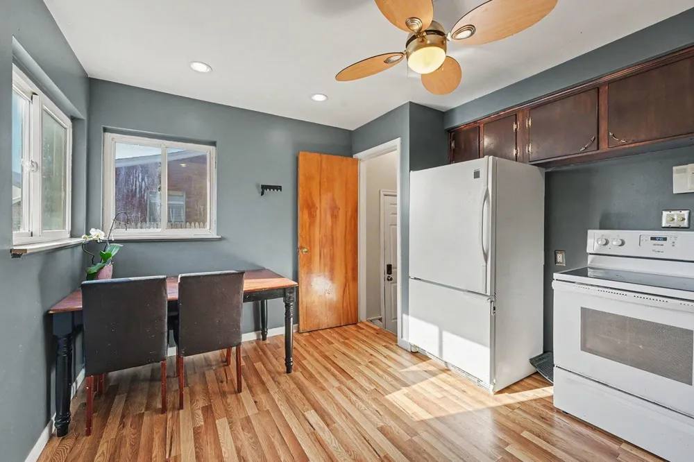 25338 Wagner Avenue Warren, MI 48089