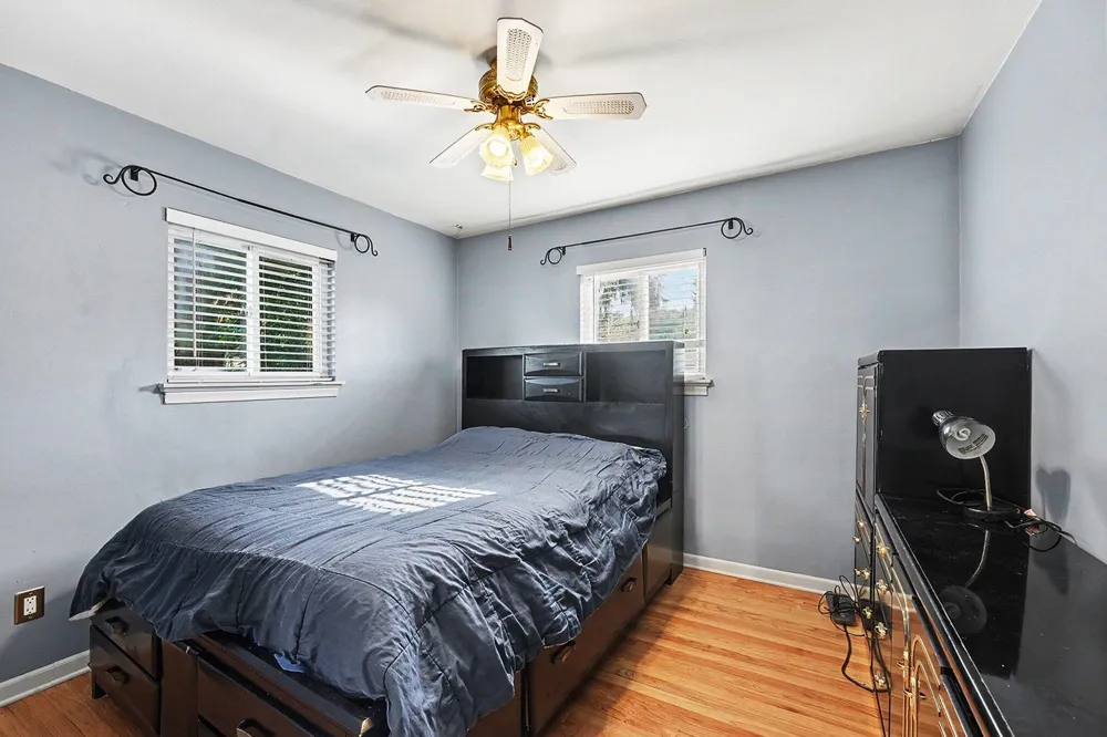 25338 Wagner Avenue Warren, MI 48089