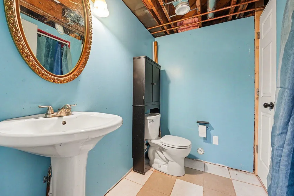 25338 Wagner Avenue Warren, MI 48089