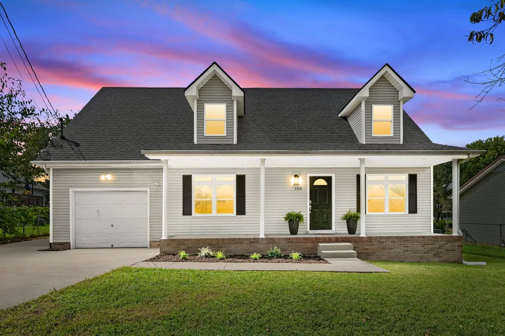 108 Oak Tree Dr Oak Grove, KY 42262