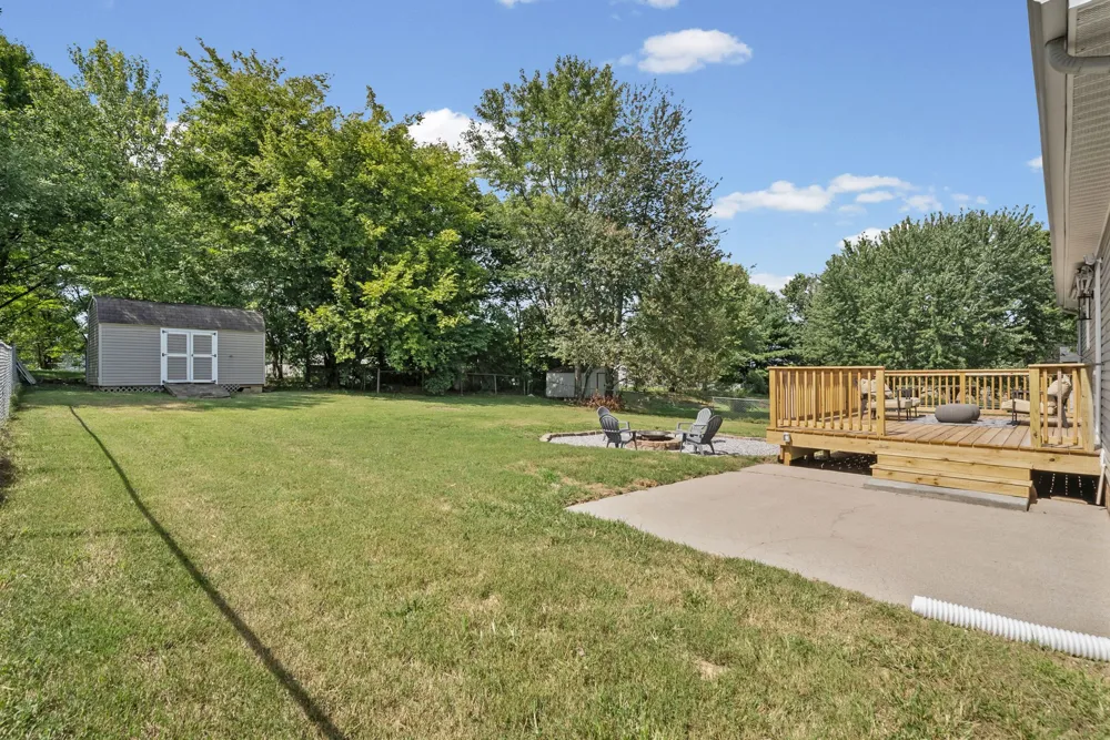 108 Oak Tree Dr Oak Grove, KY 42262