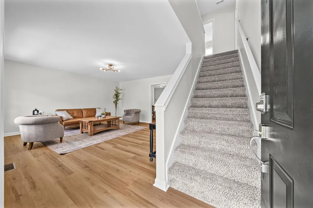 108 Oak Tree Dr Oak Grove, KY 42262