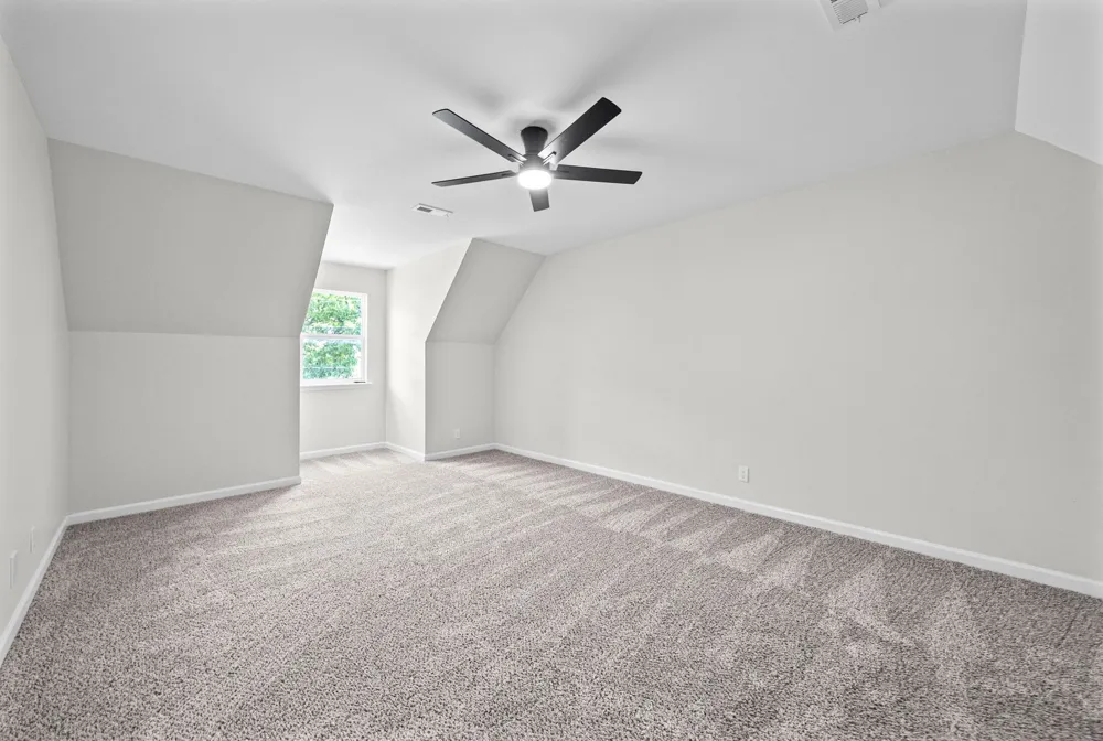 108 Oak Tree Dr Oak Grove, KY 42262