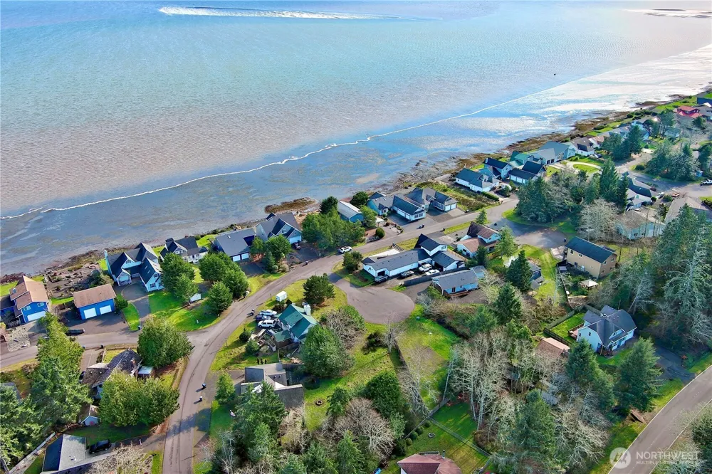 314 Flax Court SE Ocean Shores, WA 98569
