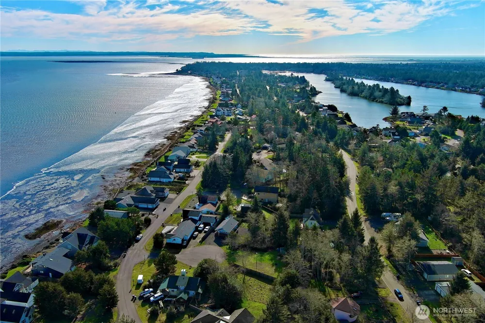 314 Flax Court SE Ocean Shores, WA 98569