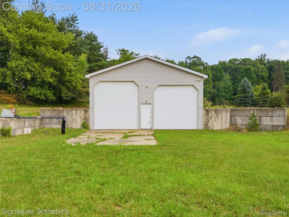 6164 Willits Road Deerfield Township, MI 48435