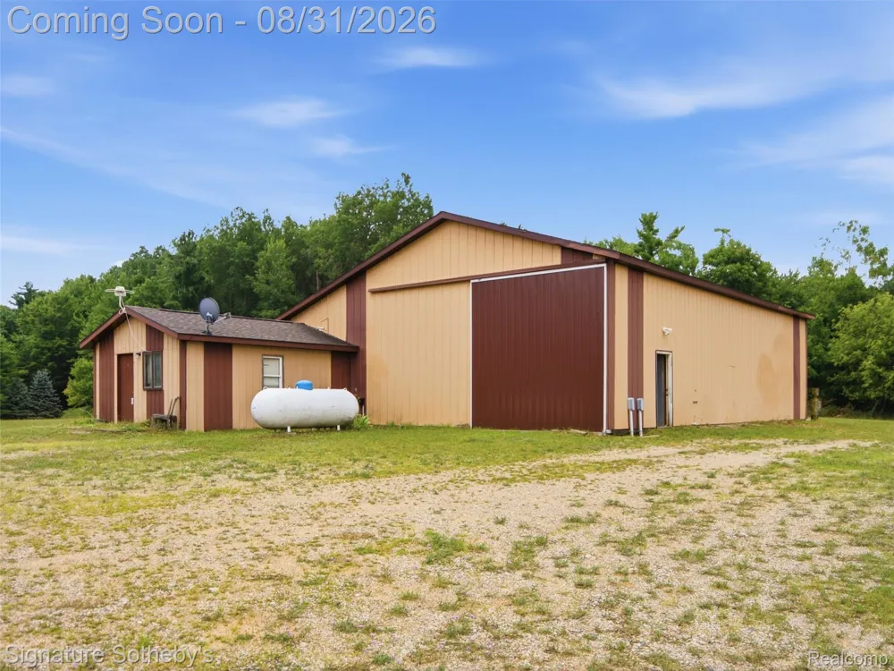 6164 Willits Road Deerfield Township, MI 48435