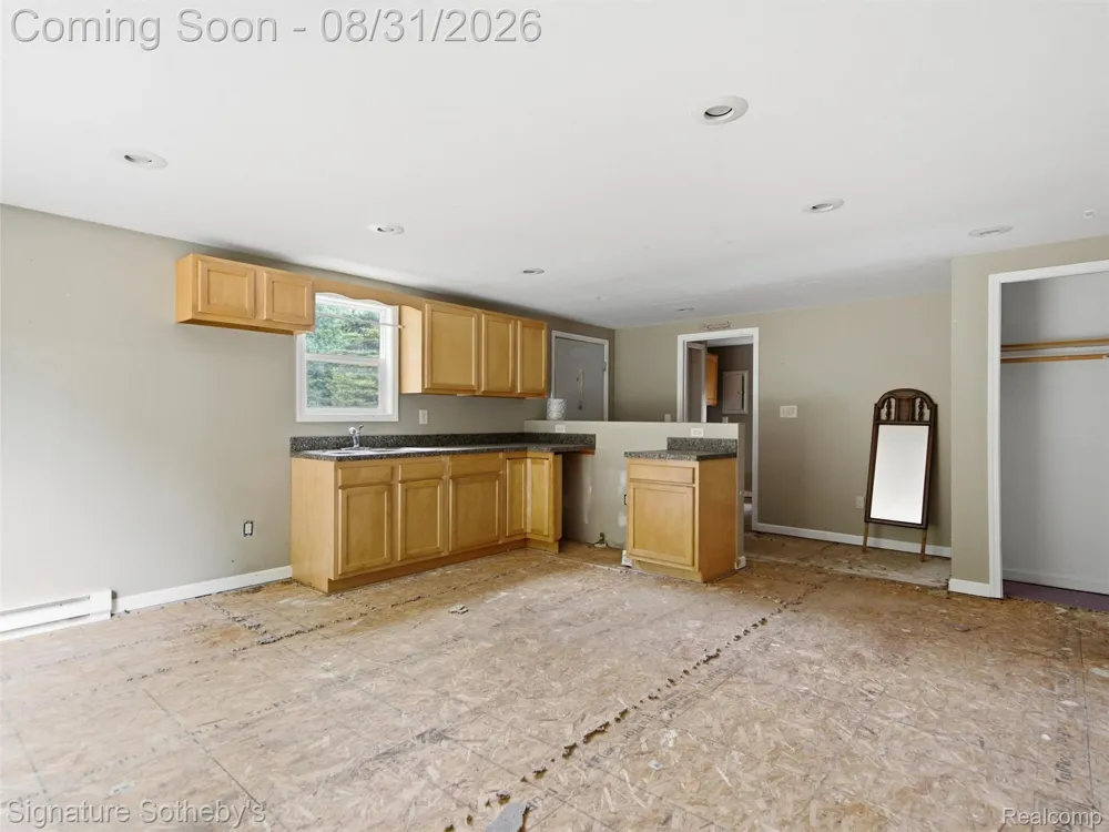 6164 Willits Road Deerfield Township, MI 48435