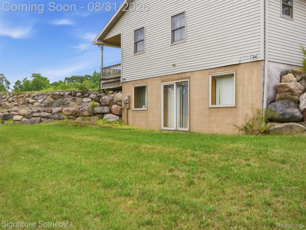 6164 Willits Road Deerfield Township, MI 48435