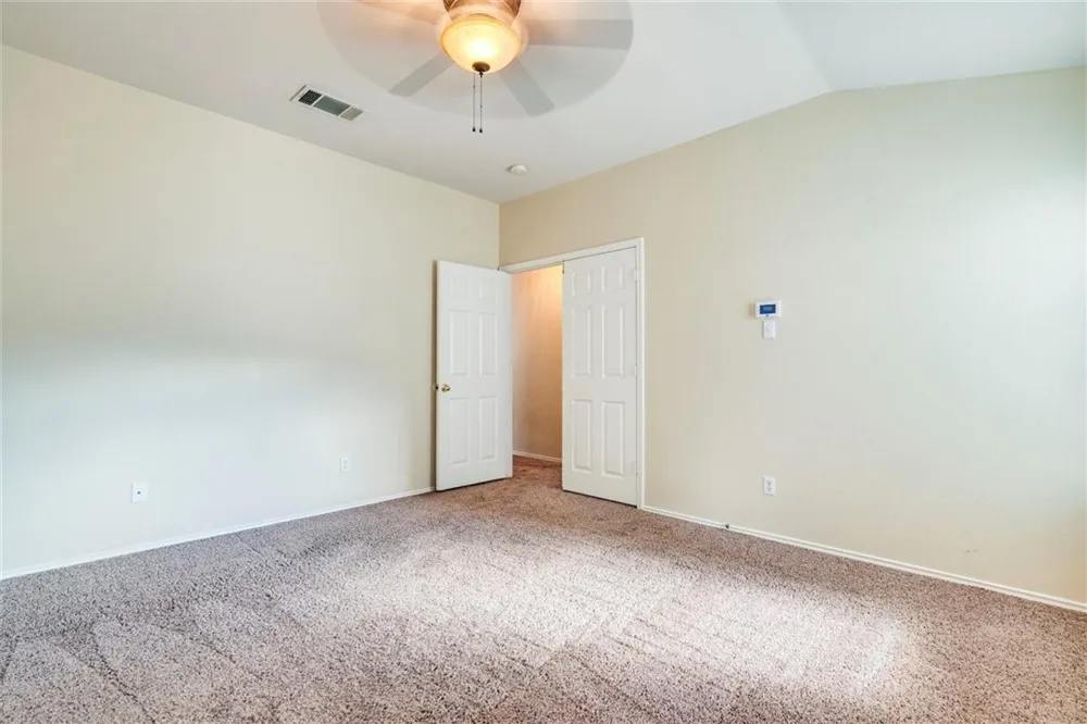 1307 Dillon Lake Bend Leander, TX 78641