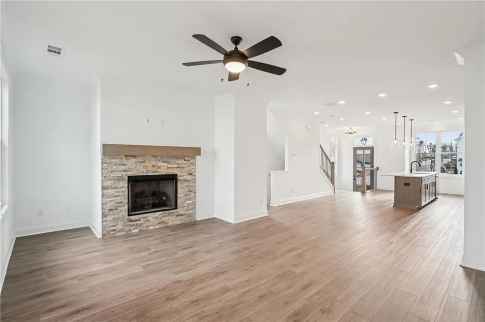 646 Skytop Drive #150 Cumming, GA 30040