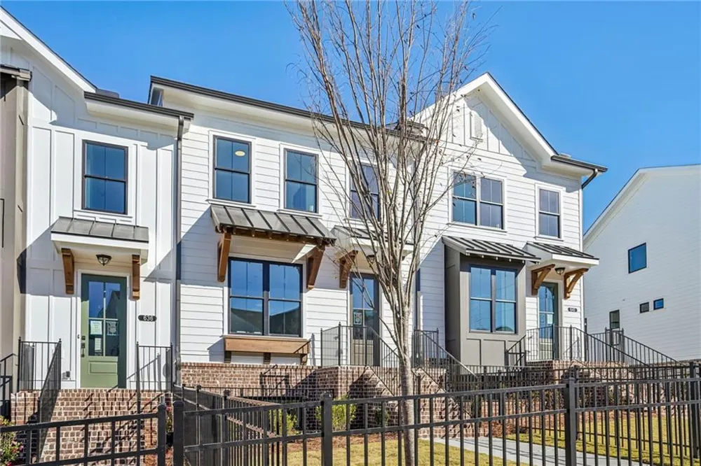 646 Skytop Drive #150 Cumming, GA 30040