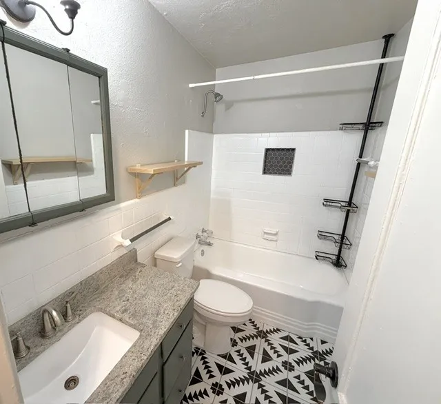 2681 Texas Drive Dallas, TX 75211