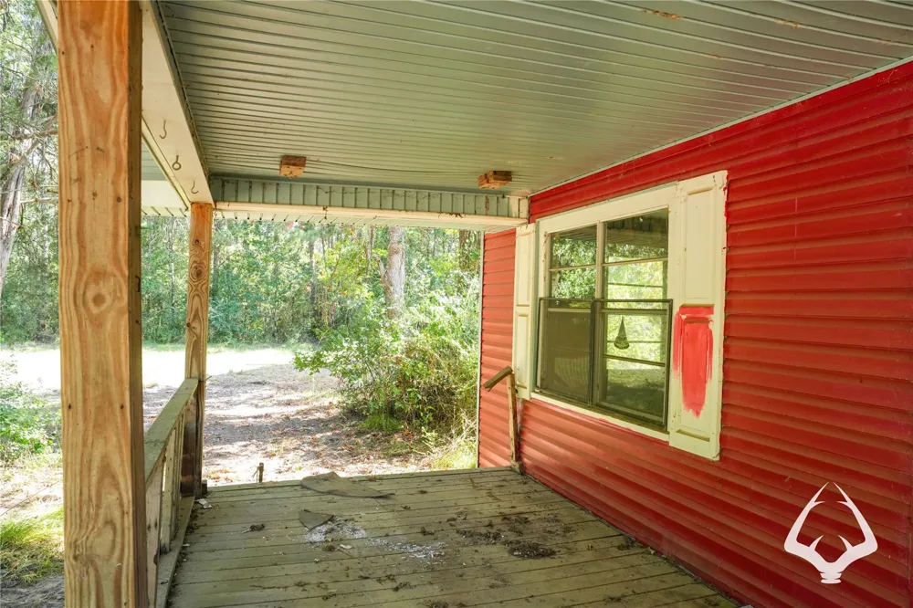 1698 County Road 2975 Colmesneil, TX 75938
