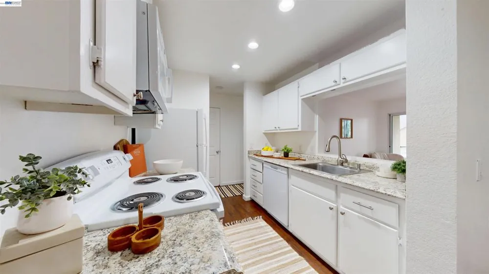 683 Newbury Ln #274 Hayward, CA 94544