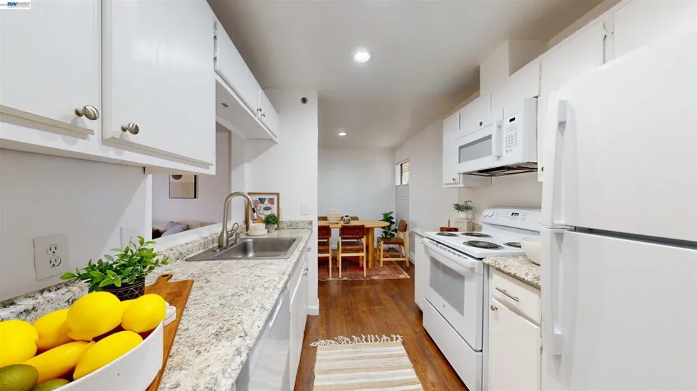 683 Newbury Ln #274 Hayward, CA 94544