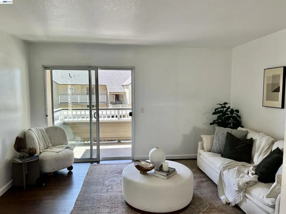 683 Newbury Ln #274 Hayward, CA 94544