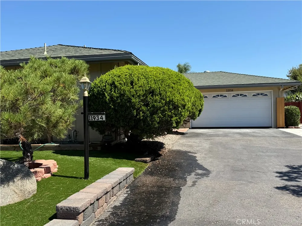 11934 Callado San Diego, CA 92128