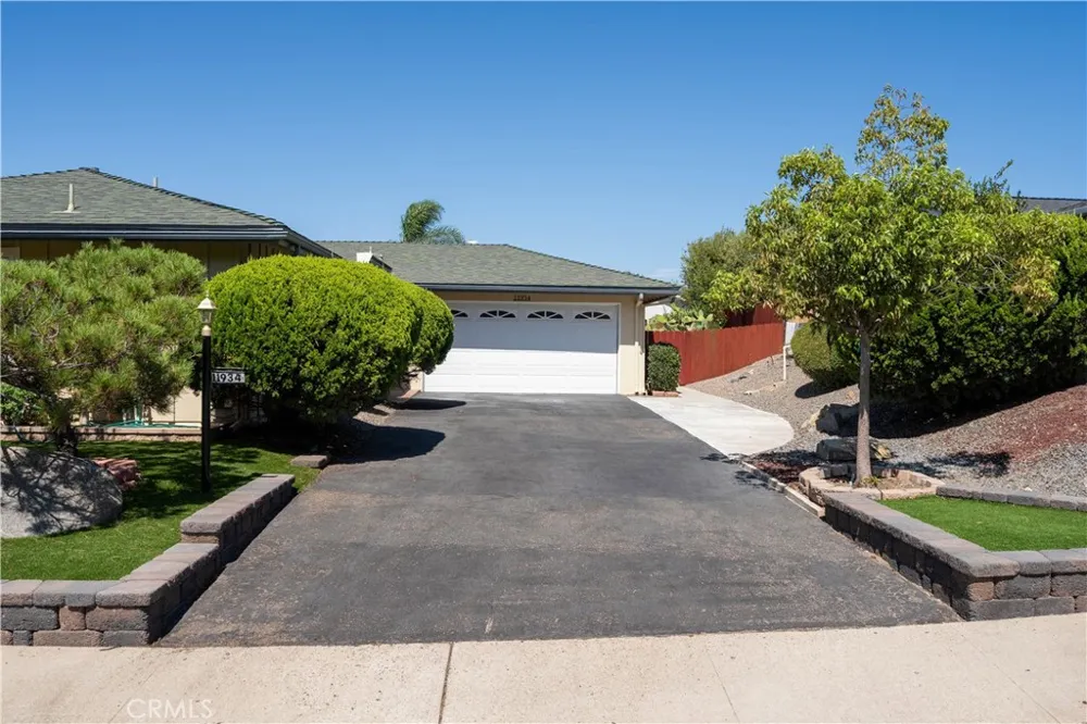 11934 Callado San Diego, CA 92128