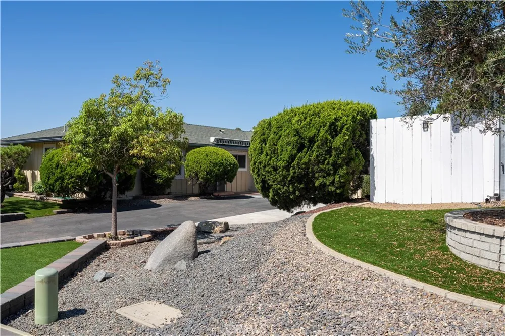 11934 Callado San Diego, CA 92128