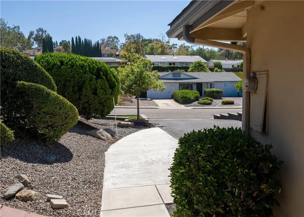 11934 Callado San Diego, CA 92128