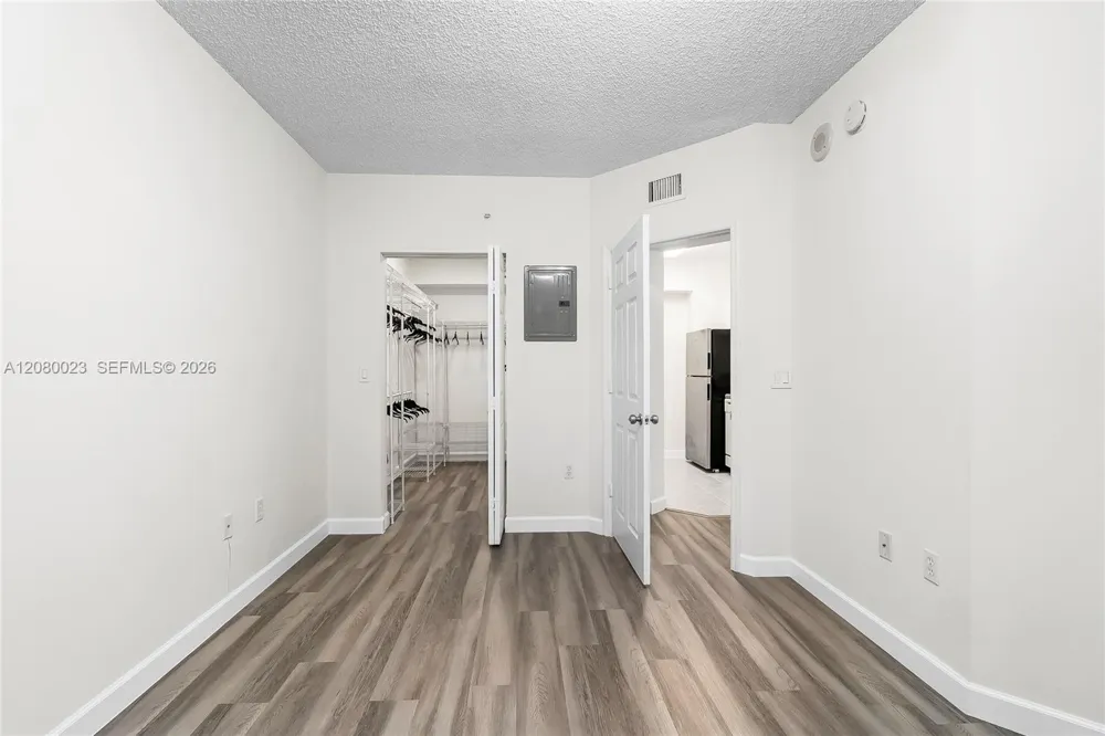17150 Bay Rd #2301 Sunny Isles Beach, FL 33160