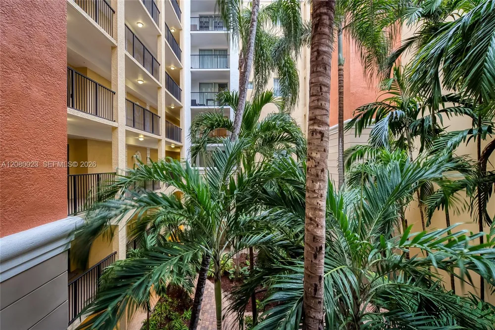 17150 Bay Rd #2301 Sunny Isles Beach, FL 33160